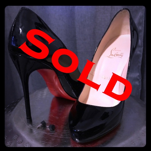 Classics Christian Louboutin - Picture 1 of 4